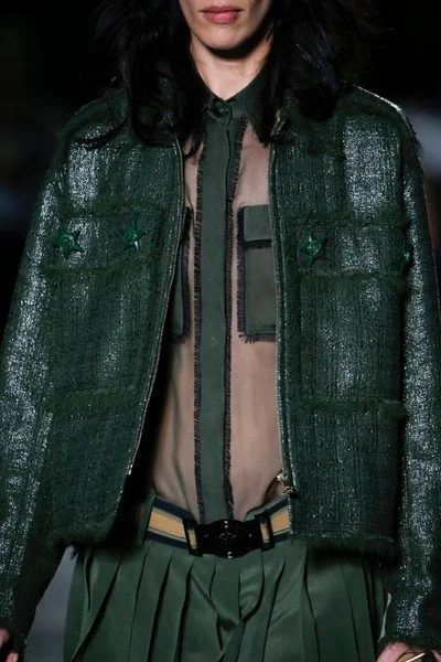 Look 65